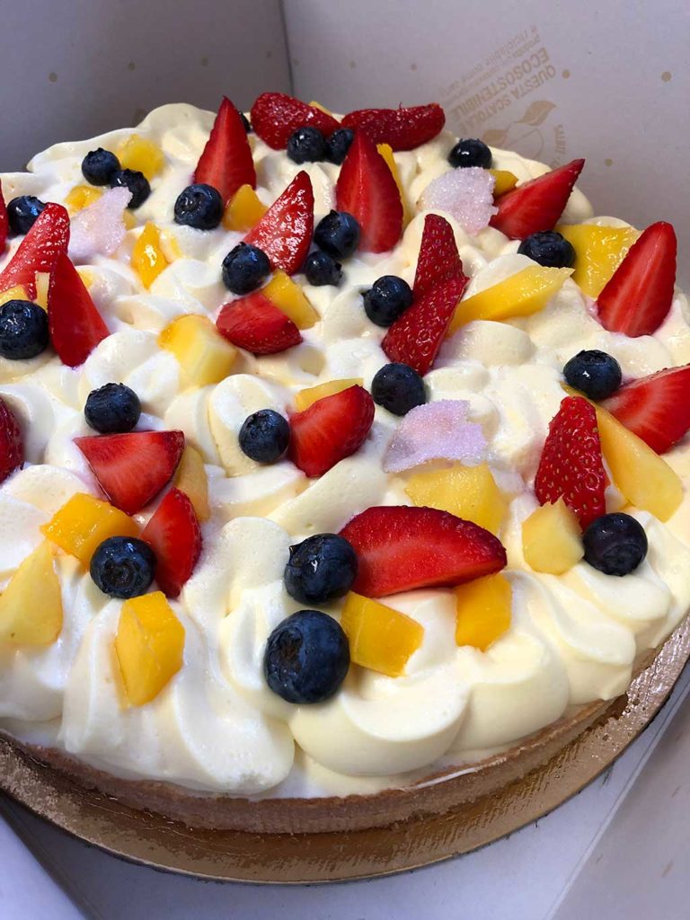 Crostata moderna mango e mascarpone
